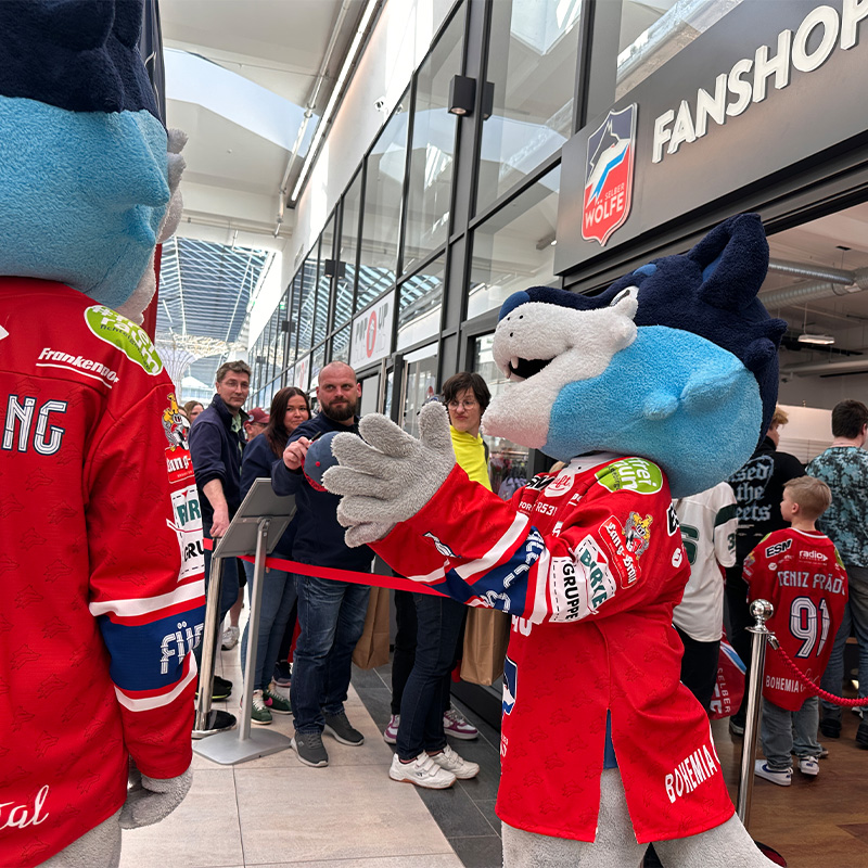 Fanshop-Eröffnung