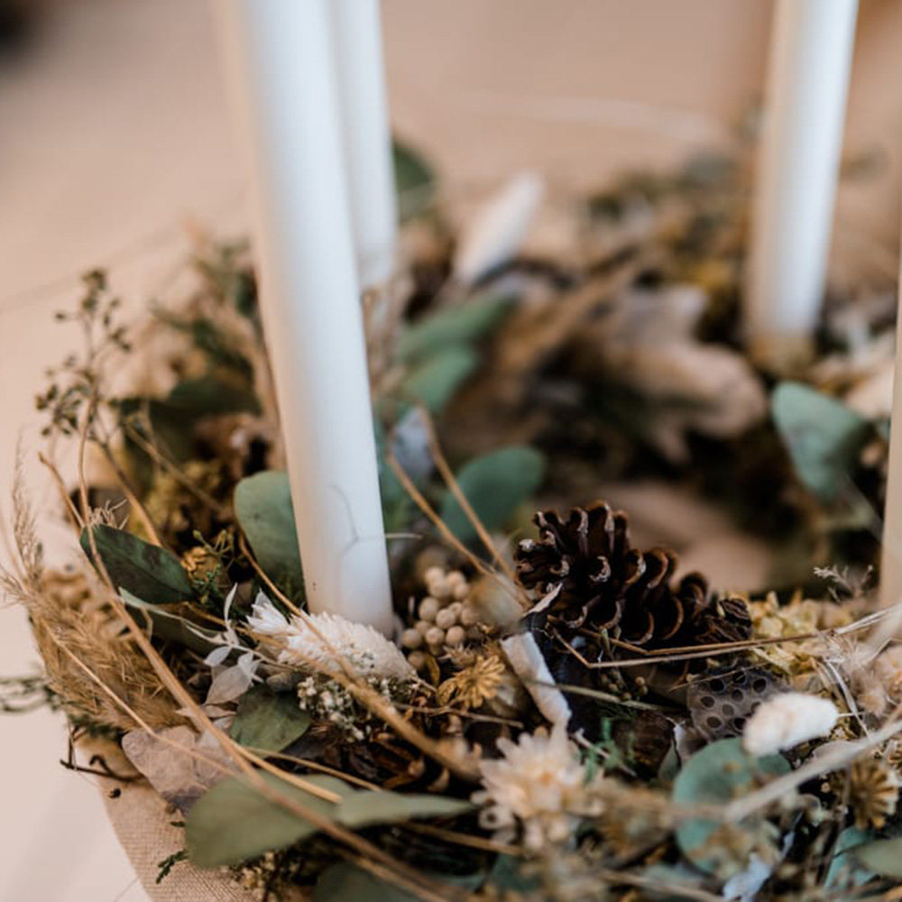 Adventskranzbinden