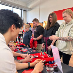 Fanshop-Eröffnung 25 13