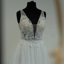 24 Wedding Secrets 31