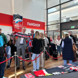 Fanshop-Eröffnung 25 7