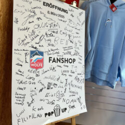 Fanshop Eröffnung 25 26